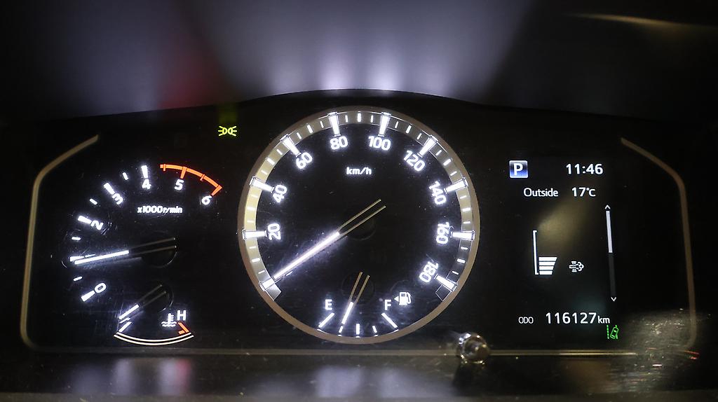 2022 Toyota Hiace DX + Toyota Safety Sense image 332905