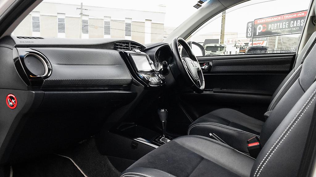 2014 Toyota Corolla WXB Push start, Half leather trim image 331740