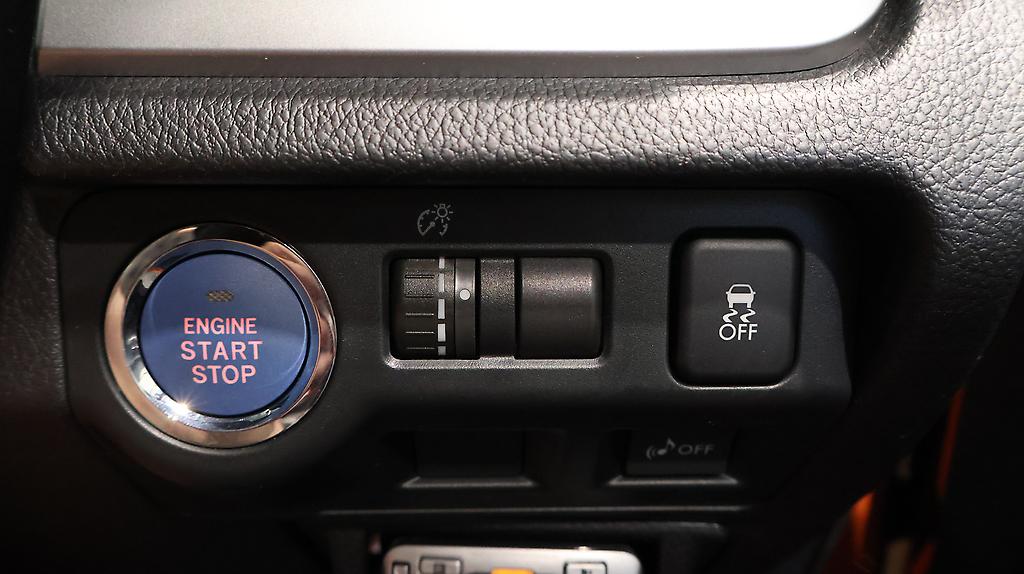 2014 Subaru Xv Hybrid image 334077