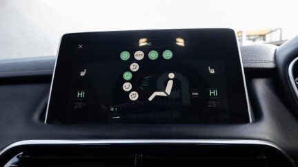 2022 Mg Hs 2.0PT/4WD/6AT Essence NZ New image 332887
