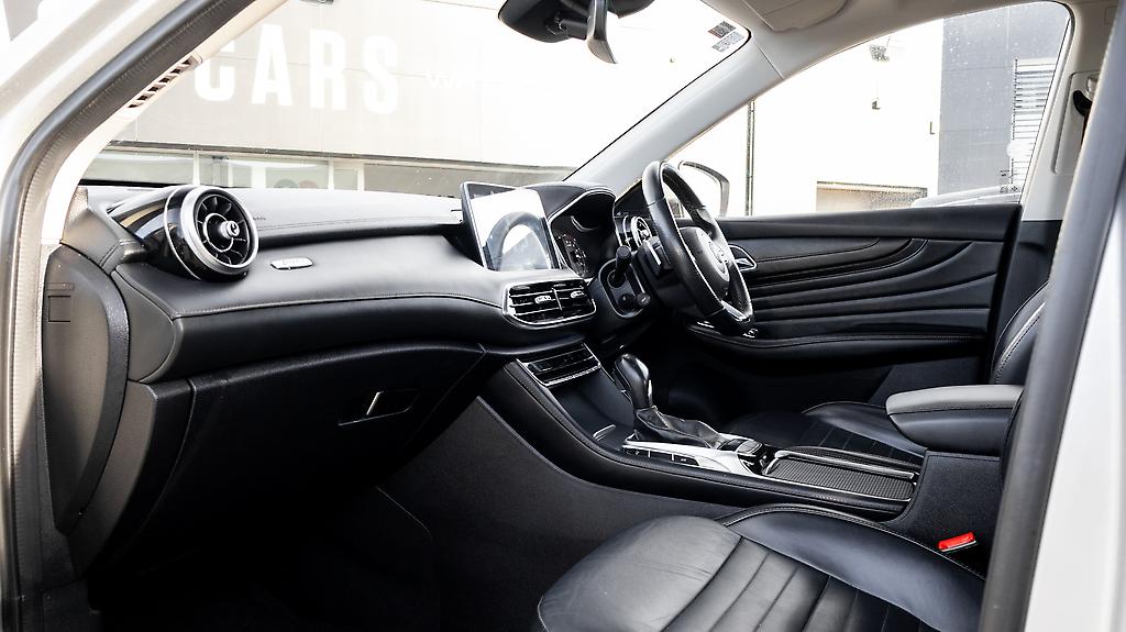 2022 Mg Hs 2.0PT/4WD/6AT Essence NZ New Low kms image 331523