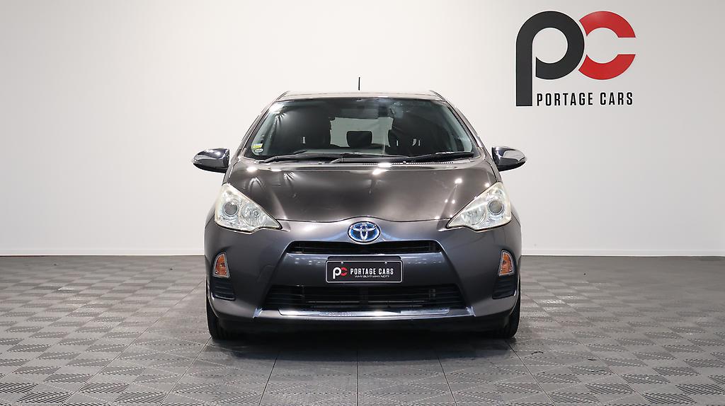 2012 Toyota Aqua G Hybrid image 335203