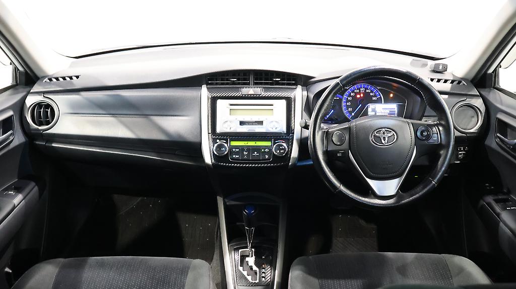 2014 Toyota Corolla Hybrid Fielder image 330874