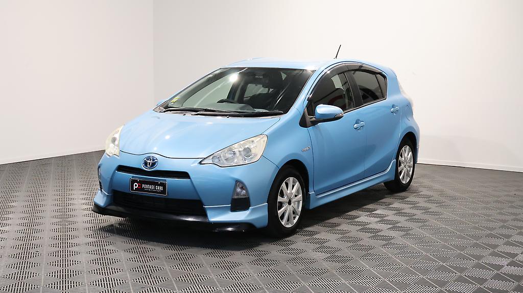 2013 Toyota Aqua S Model – Push Button Start – Reverse Camera image 336088