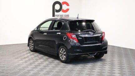 2015 Toyota Vitz image 333354