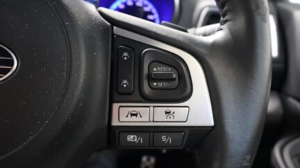 2015 Subaru Outback Limited with leather and cruise control image 332111