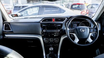 2017 Great Wall Steed 2.4P/5MT RWD Heated seats image 331459