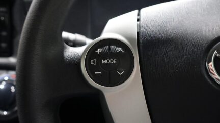 2014 Toyota Aqua Push Button Start image 339425