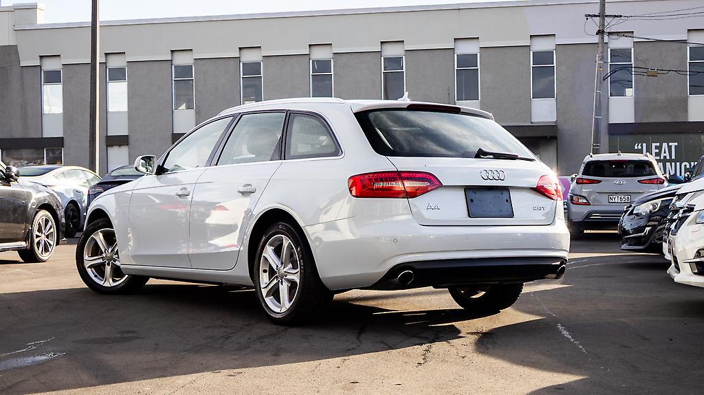 2012 Audi A4 Avant Parking sensors image 336542