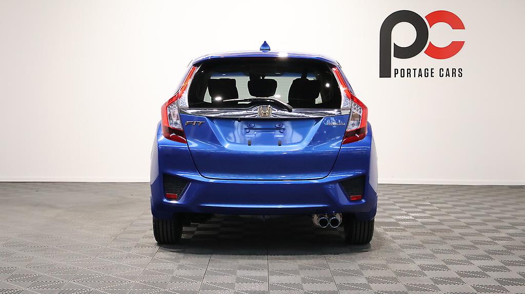 2013 Honda Fit Hybrid F-Package image 338152