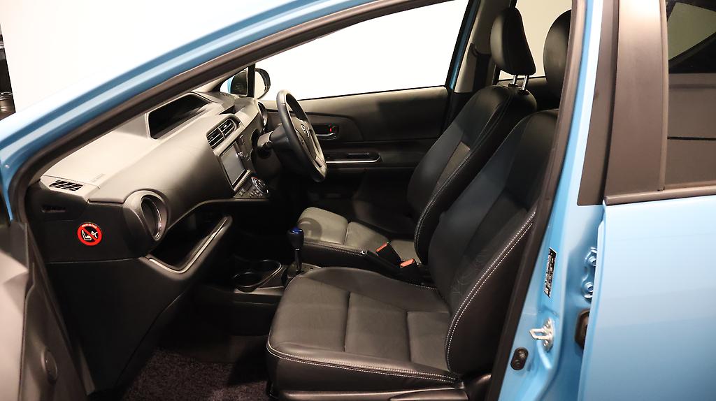 2013 Toyota Aqua Hybrid G Black Soft Leather Selection image 339871