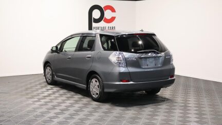 2012 Honda Fit Shuttle Hybrid Smart Selection image 338536