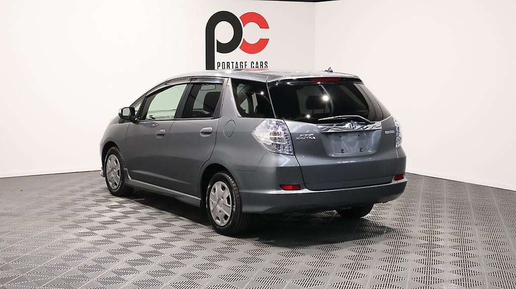 2012 Honda Fit Shuttle Hybrid Smart Selection image 338536