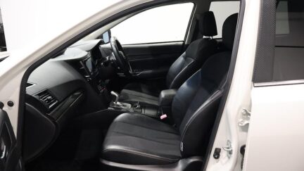 2013 Subaru Legacy Touring Wagon 2.5i B Sport Eyesight G Package AWD image 340565