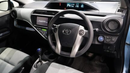 2014 Toyota Aqua Push Button Start image 339420