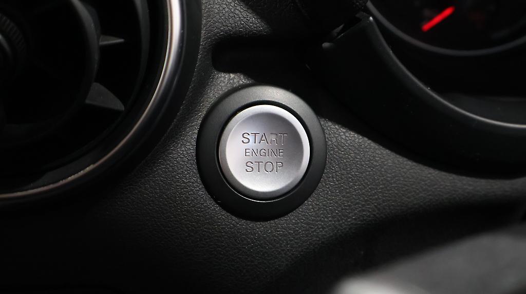 2013 Audi A1 1.4TFSI image 338598