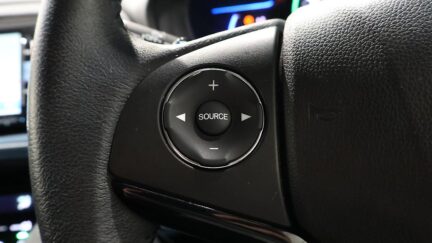 2015 Honda Vezel Hybrid X image 337668