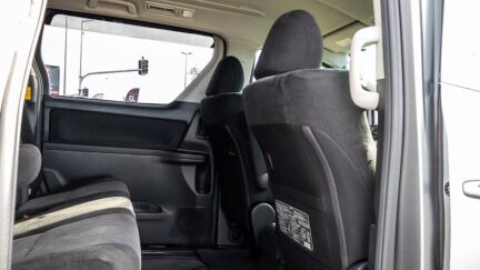 2012 Toyota Vellfire  7 Seater 2.4Z Power sliding door image 337190