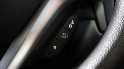 2014 Honda Fit Hybrid F Package image 338619
