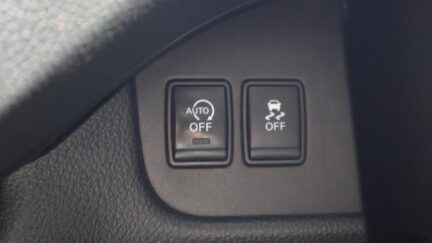 2013 Nissan Serena Hybrid Highway Star S V Selection image 339796
