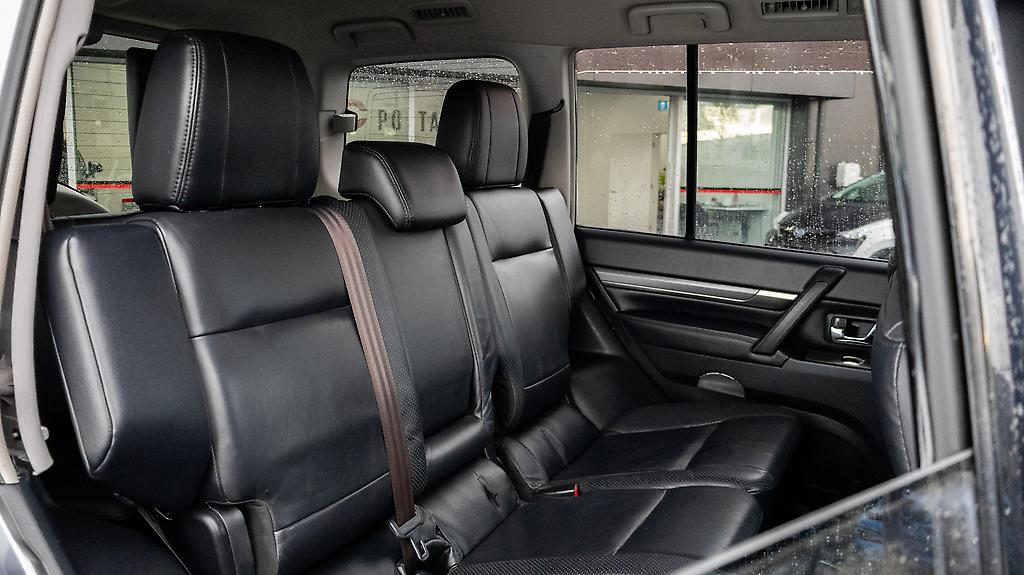 2007 Mitsubishi Pajero SUPER EXCEED 4WD 7 Seater image 336924