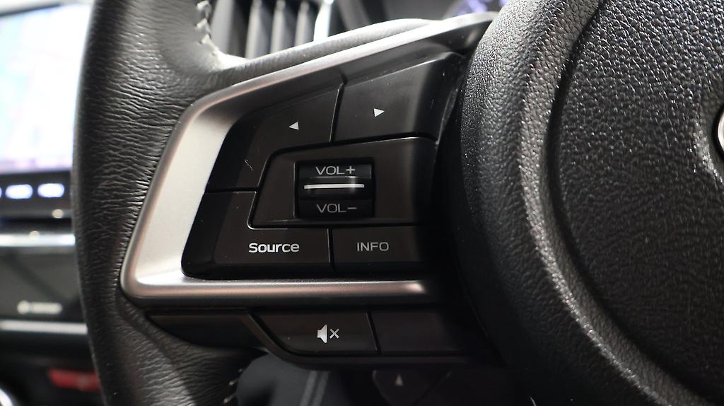 2017 Subaru Impreza Sport 2.0i-S Eyesight image 340284