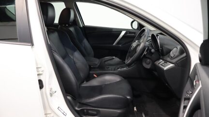 2013 Mazda Axela Sports 20S Skyactiv Advanced Style image 338952