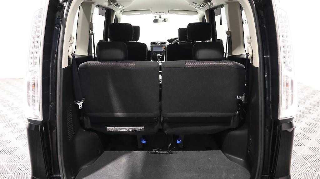 2013 Nissan Serena Hybrid Highway Star image 339526