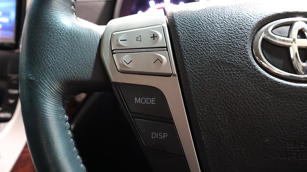 2012 Toyota Vellfire 2.4Z image 338510