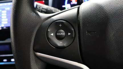 2014 Honda Fit Hybrid F Package image 338618