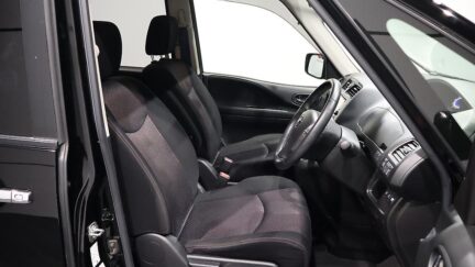 2013 Nissan Serena Hybrid Highway Star image 339531