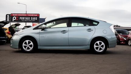2012 Toyota Prius S Model / Push Start / Hybrid image 339165