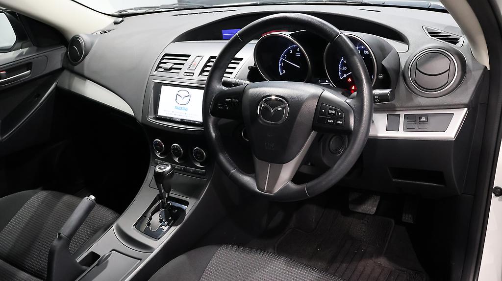 2013 Mazda Axela Sports 15S Sport Edition image 339959