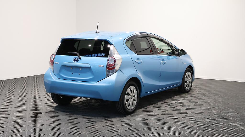 2013 Toyota Aqua Hybrid G Black Soft Leather Selection image 339868