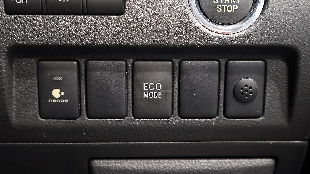 2012 Toyota Vellfire 2.4Z image 336202