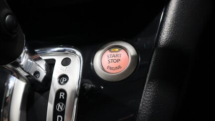 2013 Nissan Serena Hybrid Highway Star S V Selection image 339795