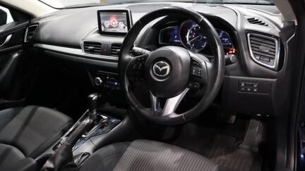 2015 Mazda Axela Sports 20S Touring image 337684