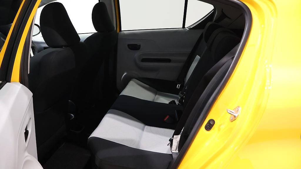 2012 Toyota Aqua S Model + Alloys image 339806