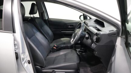 2015 Toyota Aqua G Black Leather Selection image 339285