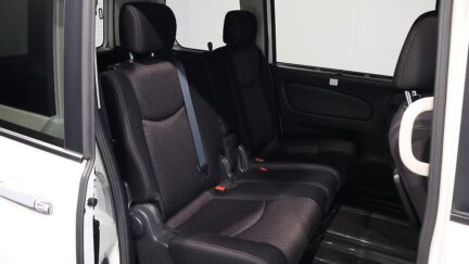 2012 Nissan Serena Hybrid Highway Star S image 337926