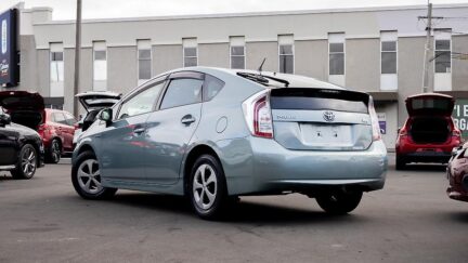 2012 Toyota Prius S Model / Push Start / Hybrid image 339167