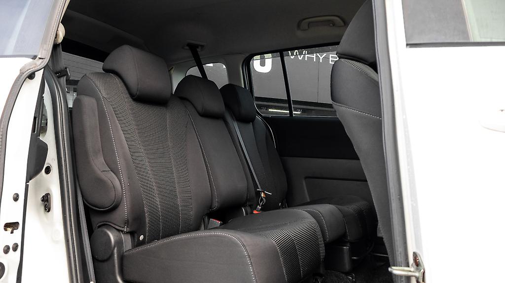2013 Mazda Premacy 20S Skyactiv 7 Seater image 336417