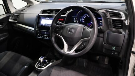 2014 Honda Fit Hybrid F Package image 338612