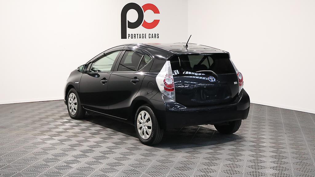 2013 Toyota Aqua image 338732