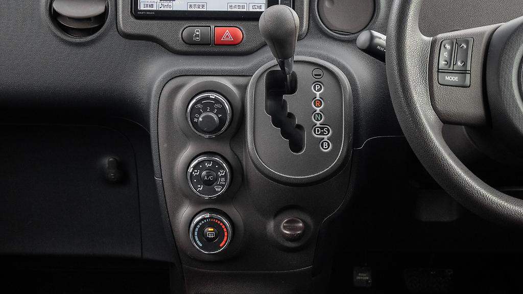 2013 Toyota Spade F Model – Push Button Start image 336893