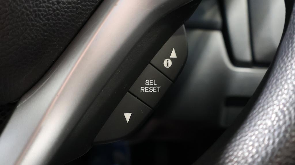 2013 Honda Fit Hybrid F-Package image 338166