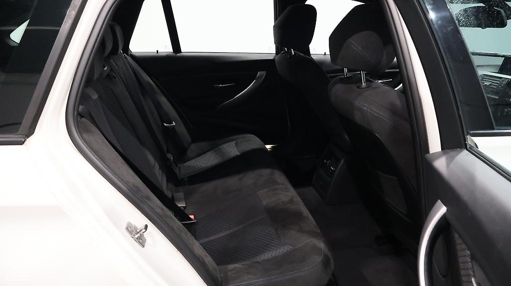 2013 Bmw 320i Touring M Sports image 339830