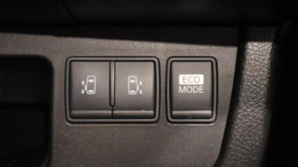 2012 Nissan Serena Hybrid Highway Star S image 337936