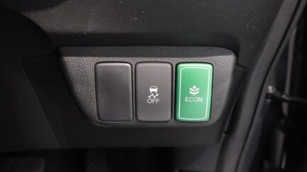 2012 Honda Fit Shuttle Hybrid Smart Selection image 338551
