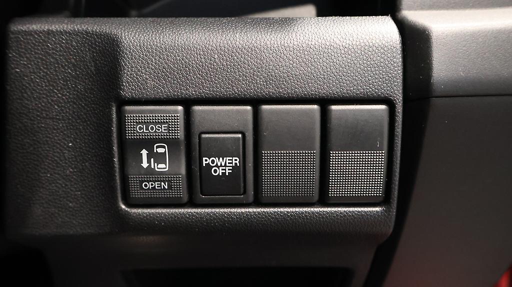 2013 Mazda Premacy 20S Skyactiv image 337911